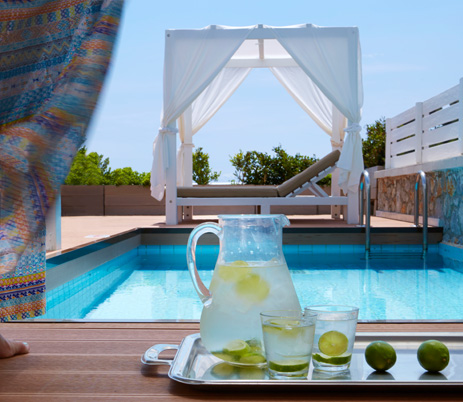 DELUXE ΣΟΥΙΤΑ ΜΕ ΙΔΙΩΤΙΚΗ ΠΙΣΙΝΑ